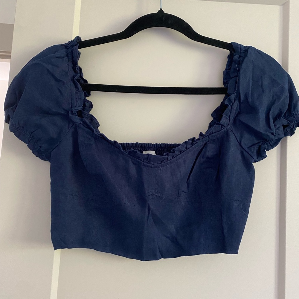 Wilfred Puff Sleeve Crop atop